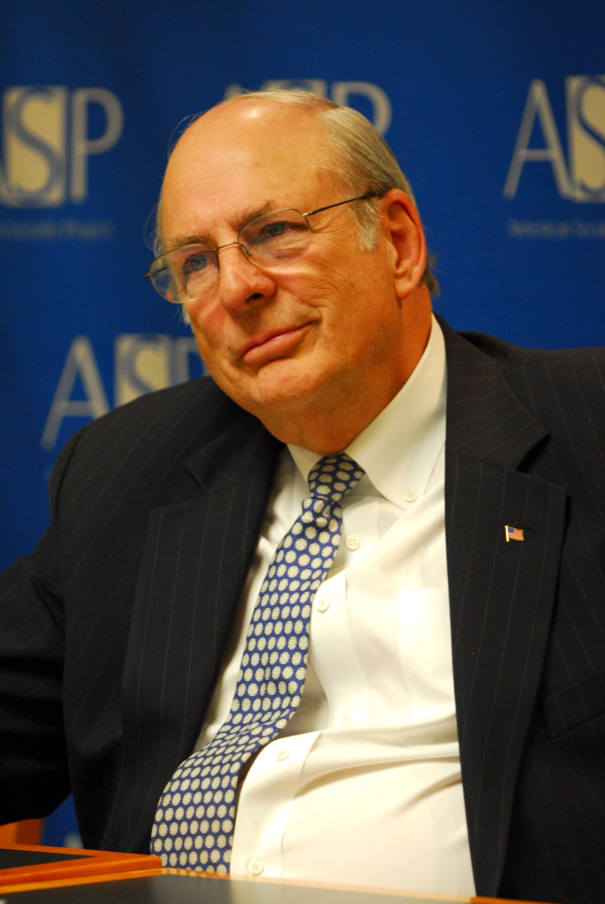 Norm Augustine urges Hill, DoD to take risks on acquisition
